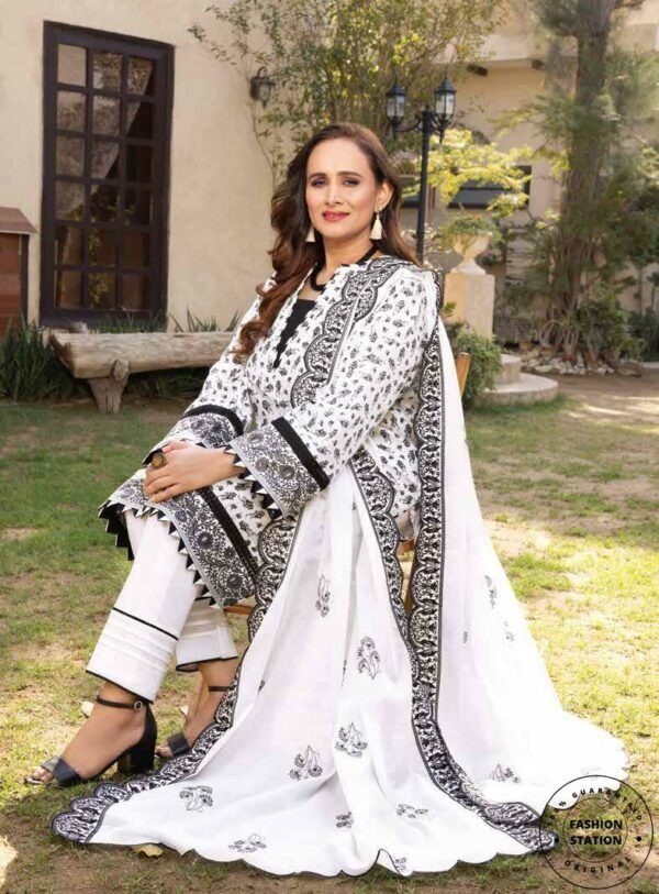 Gul Ahmed Mother's Lawn 2022 | DM22007