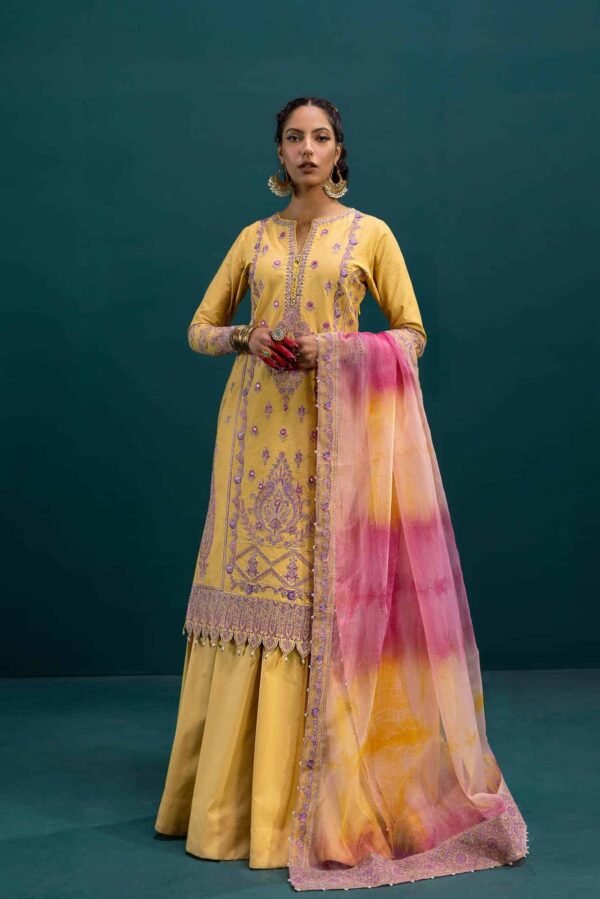 Hara Rang Eid Boutique by Ethnic 2022 | E0043/204/114